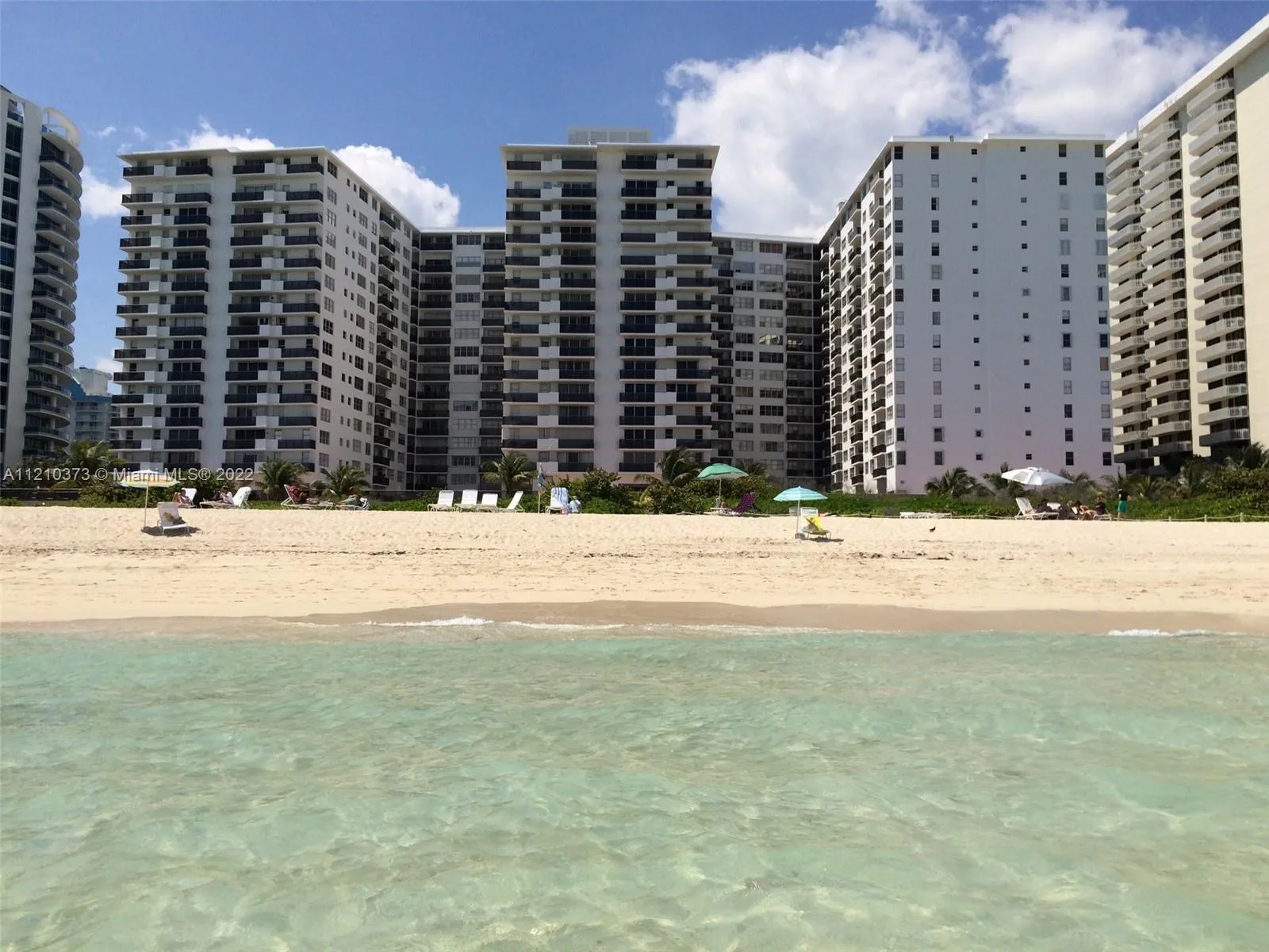 6039 Collins Ave # 407, Miami Beach FL 33140