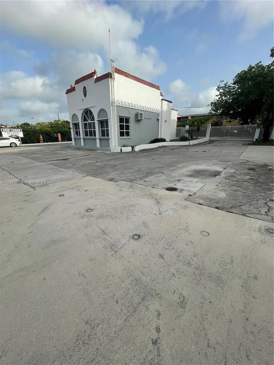 for sale at 1505 W Flagler St, Miami FL 33135