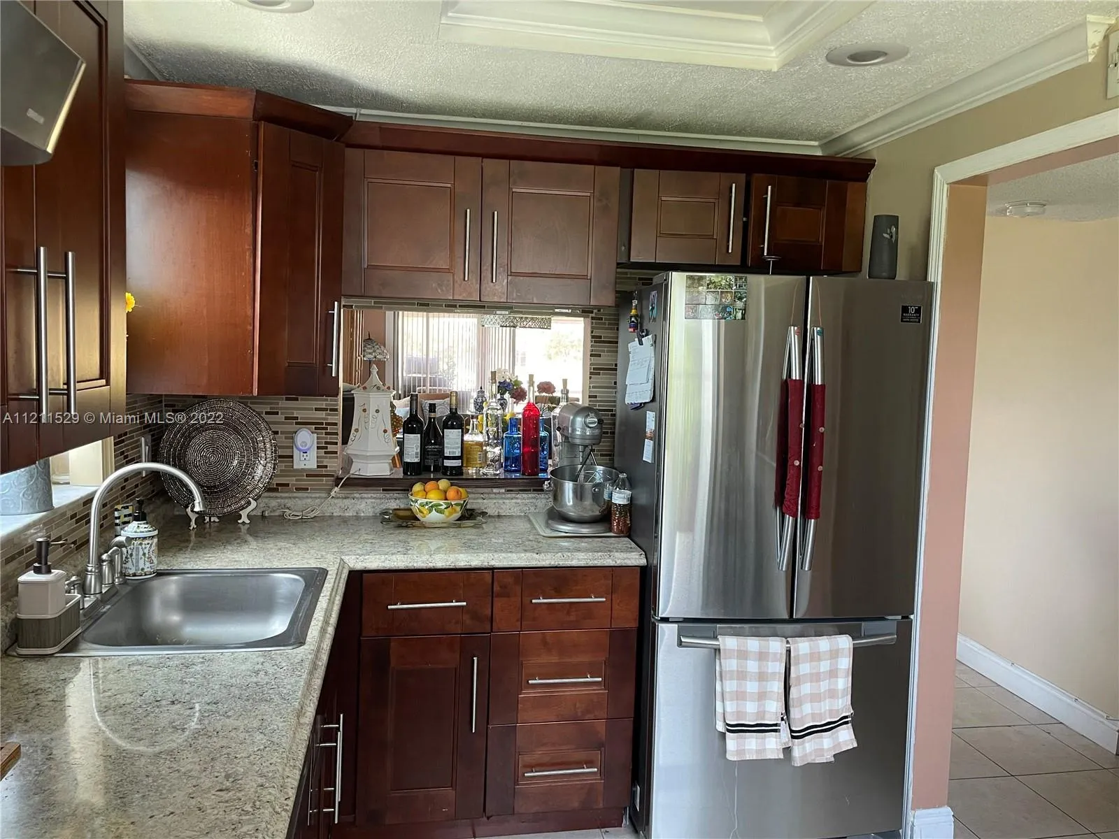 3551 Inverrary Dr # 304, Lauderhill FL 33319
