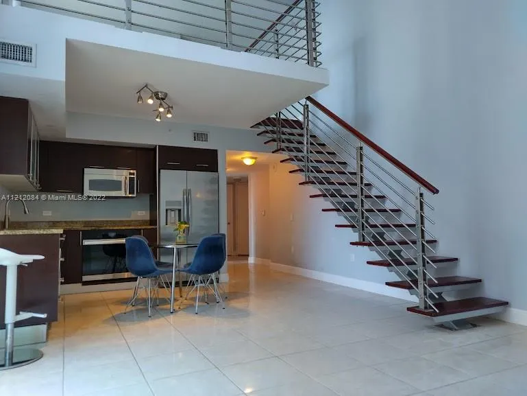 41 SE 5th St # 501, Miami FL 33131