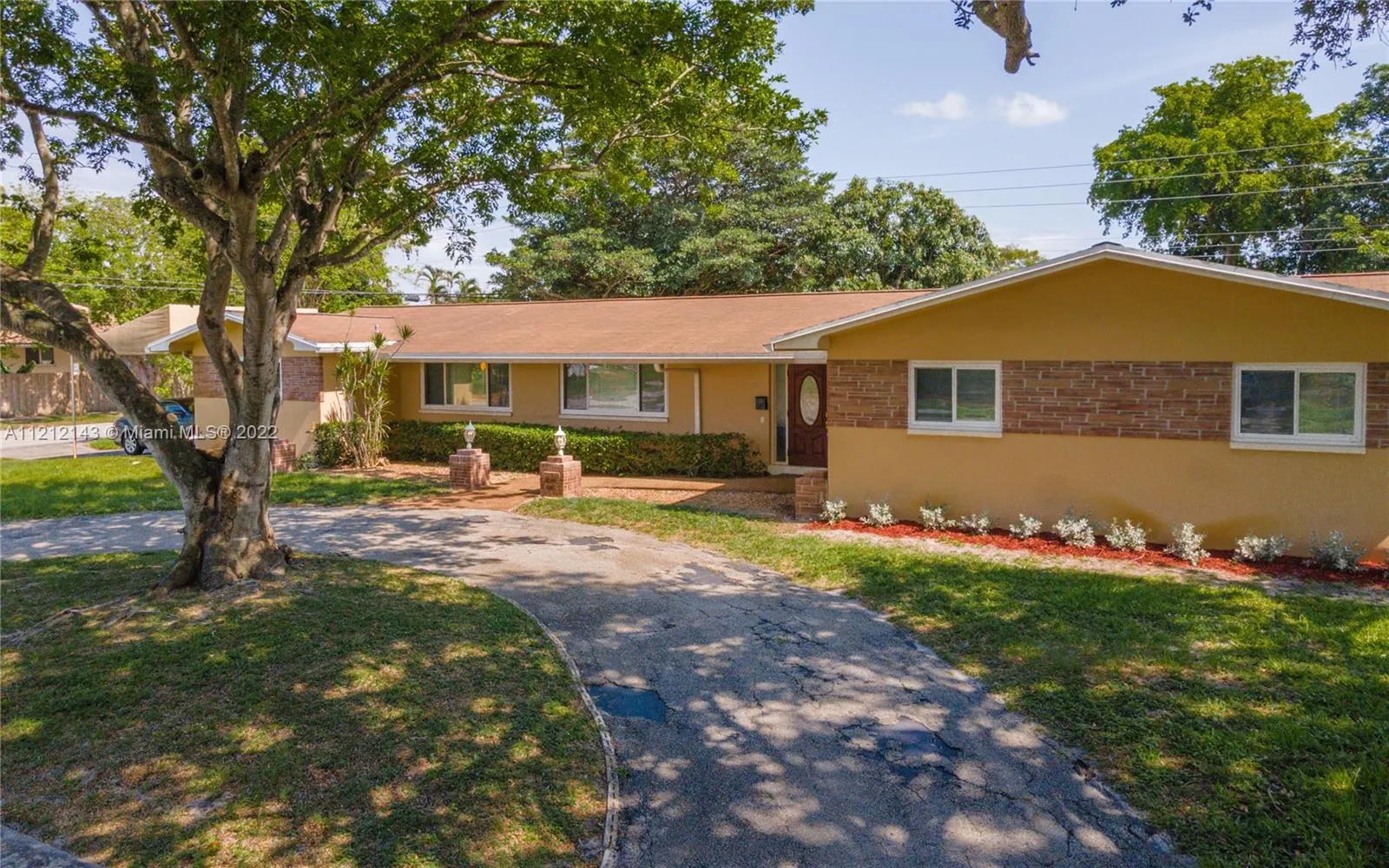 4800 Polk St, Hollywood FL 33021