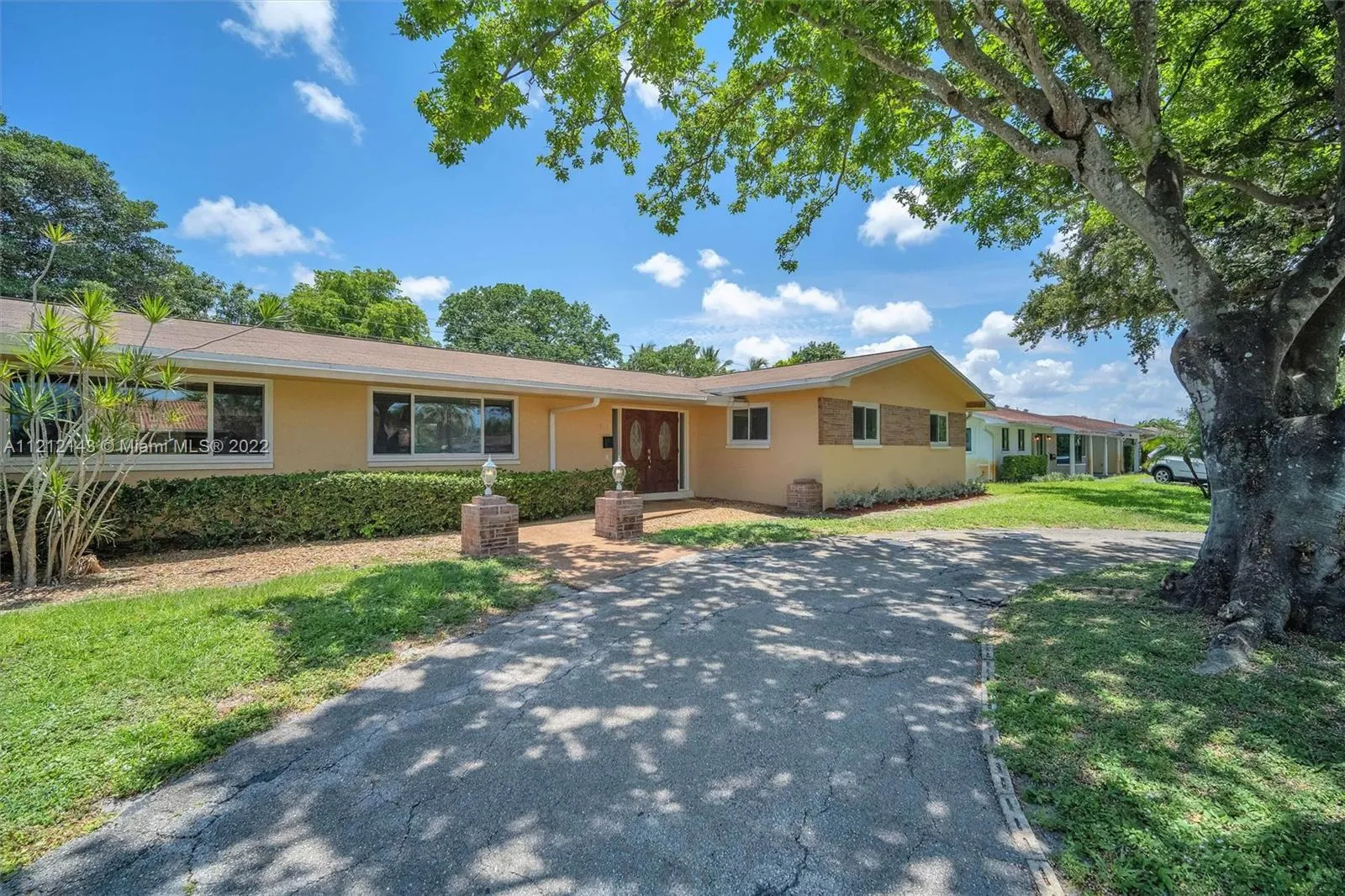 4800 Polk St, Hollywood FL 33021