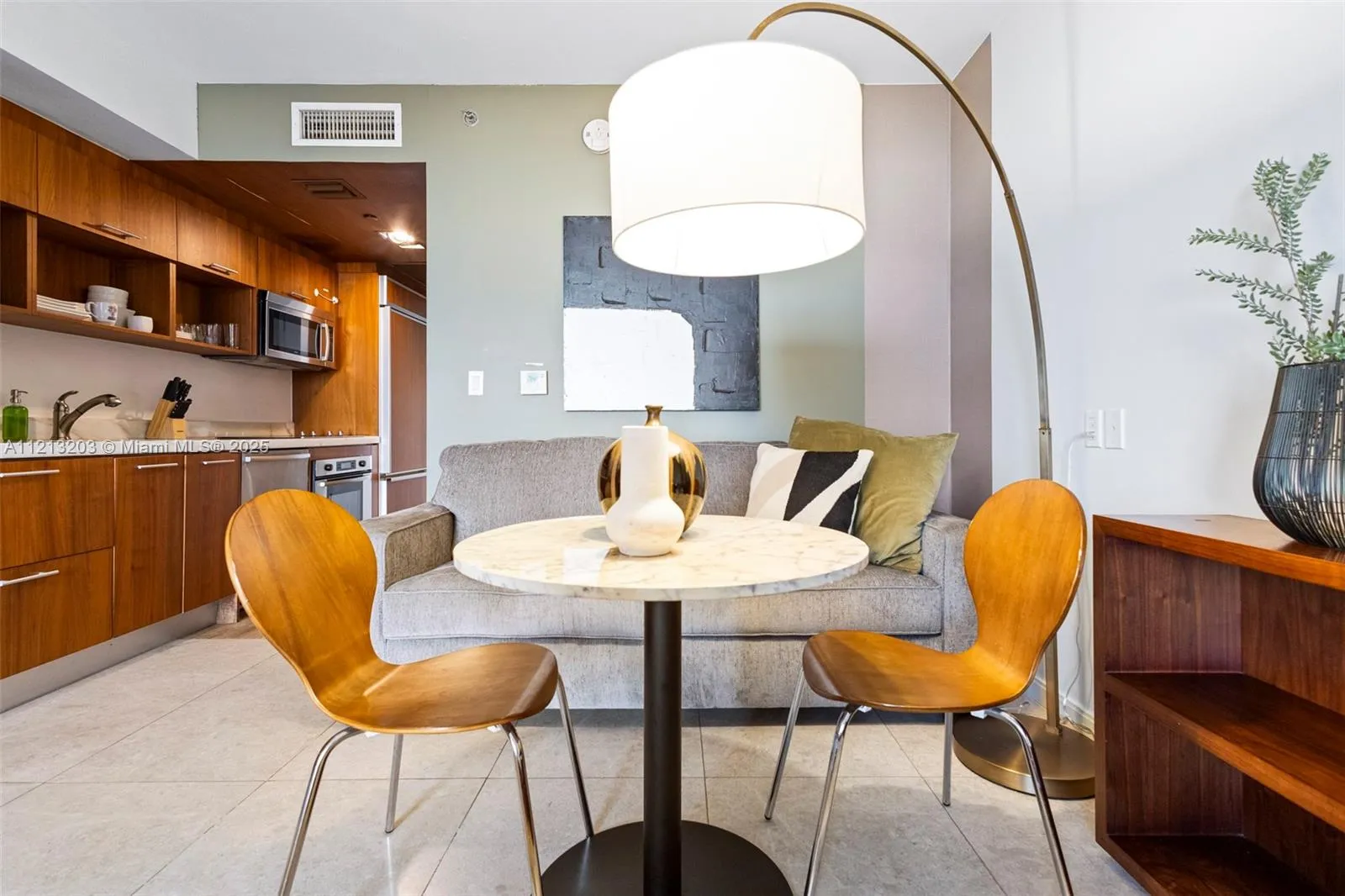 50 Biscayne Blvd # 605, Miami FL 33132