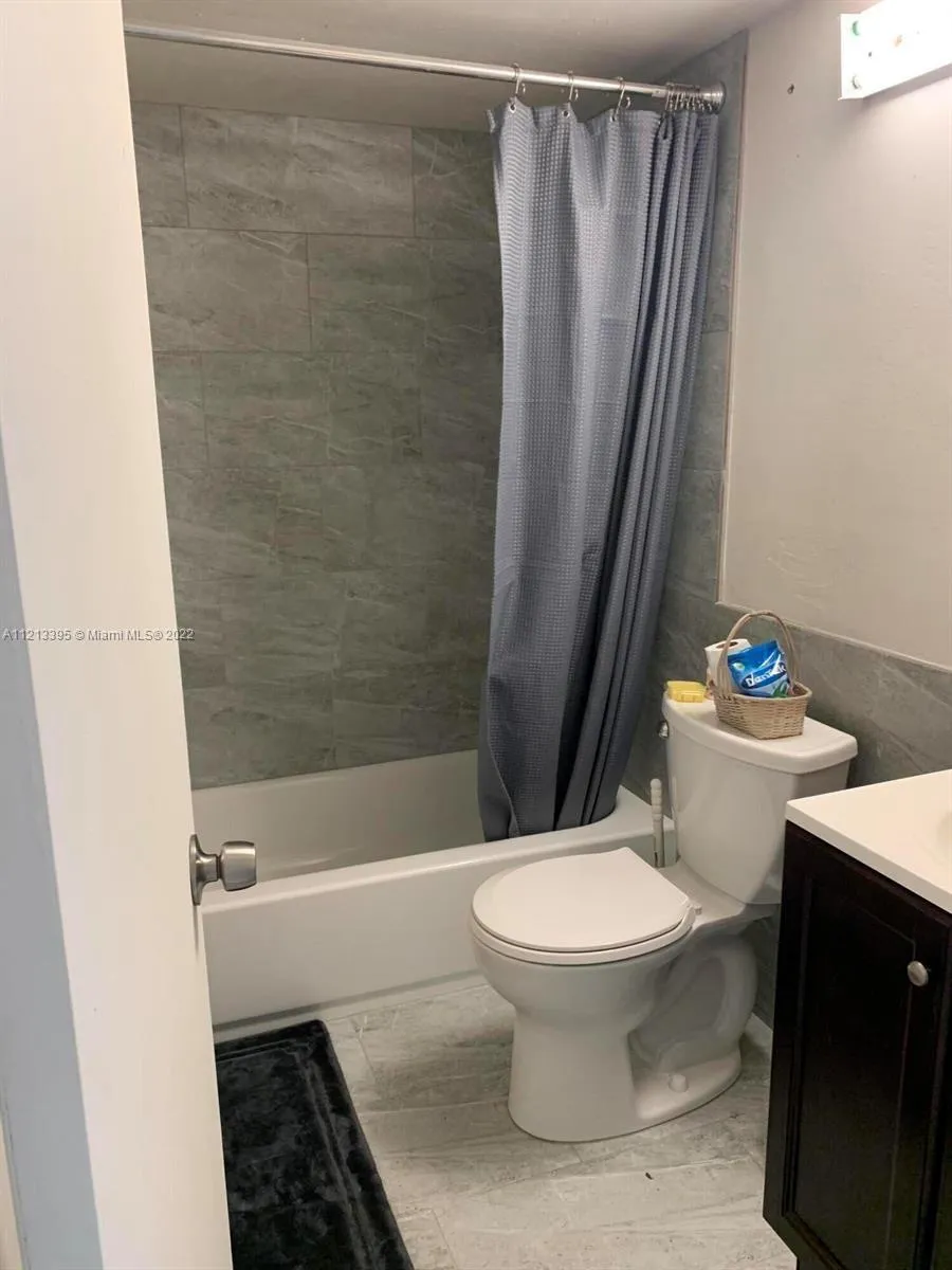 89 Berkshire D # 89, West Palm Beach FL 33417