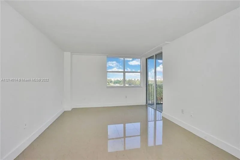 20100 W Country Club Dr # 504, Aventura FL 33180
