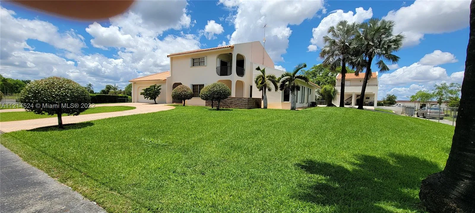 20850 SW 210th Ave, Miami FL 33187
