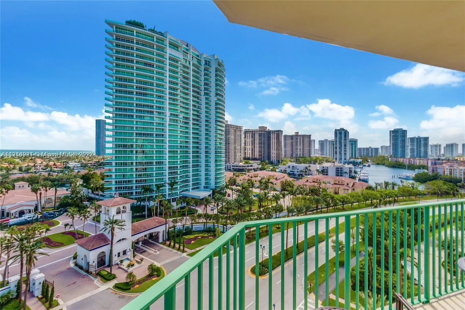 20000 E Country Club Dr # 1111, Aventura FL 33180