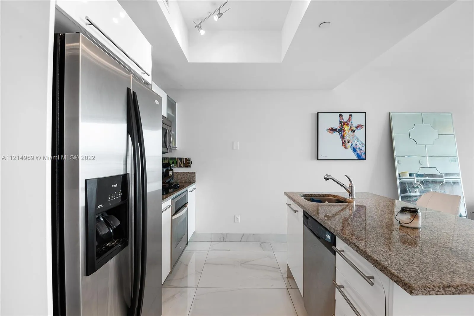 888 Biscayne Blvd # 411, Miami FL 33132