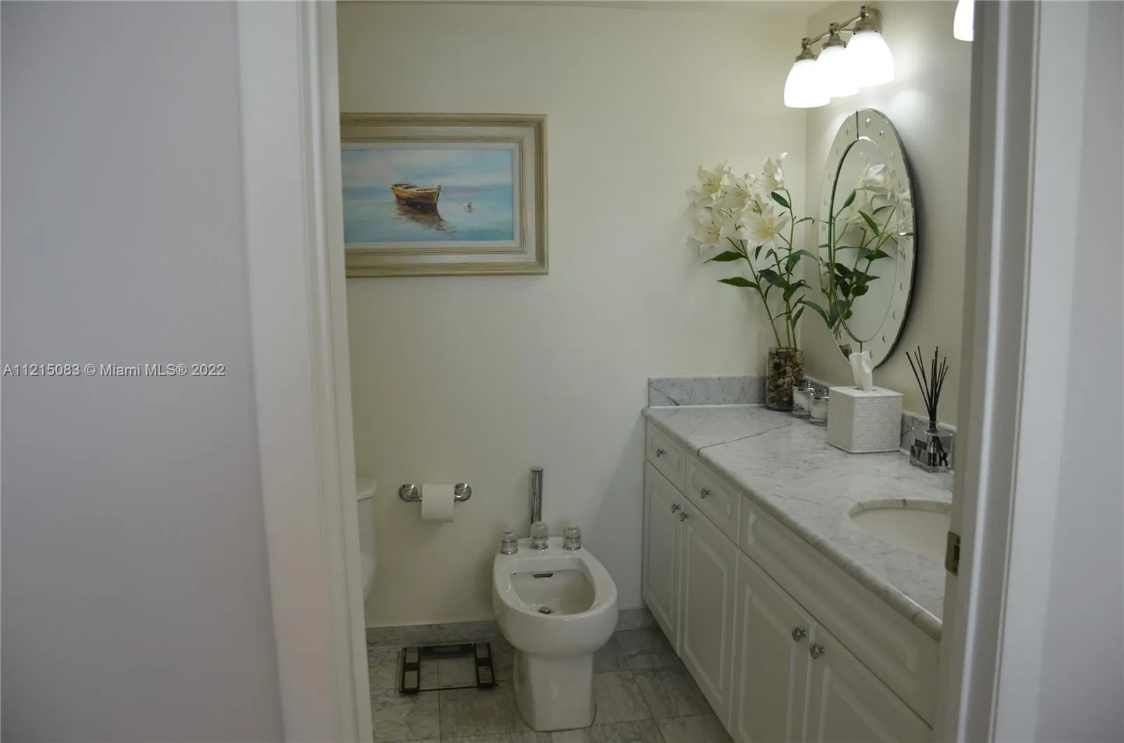5900 Collins Ave # 1404, Miami Beach FL 33140