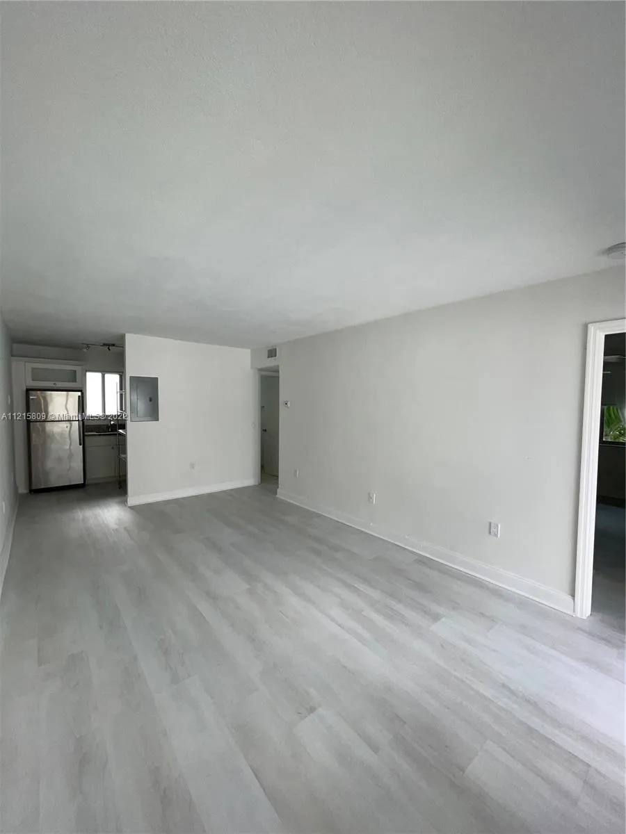 560 NE 63rd St # 1, Miami FL 33138