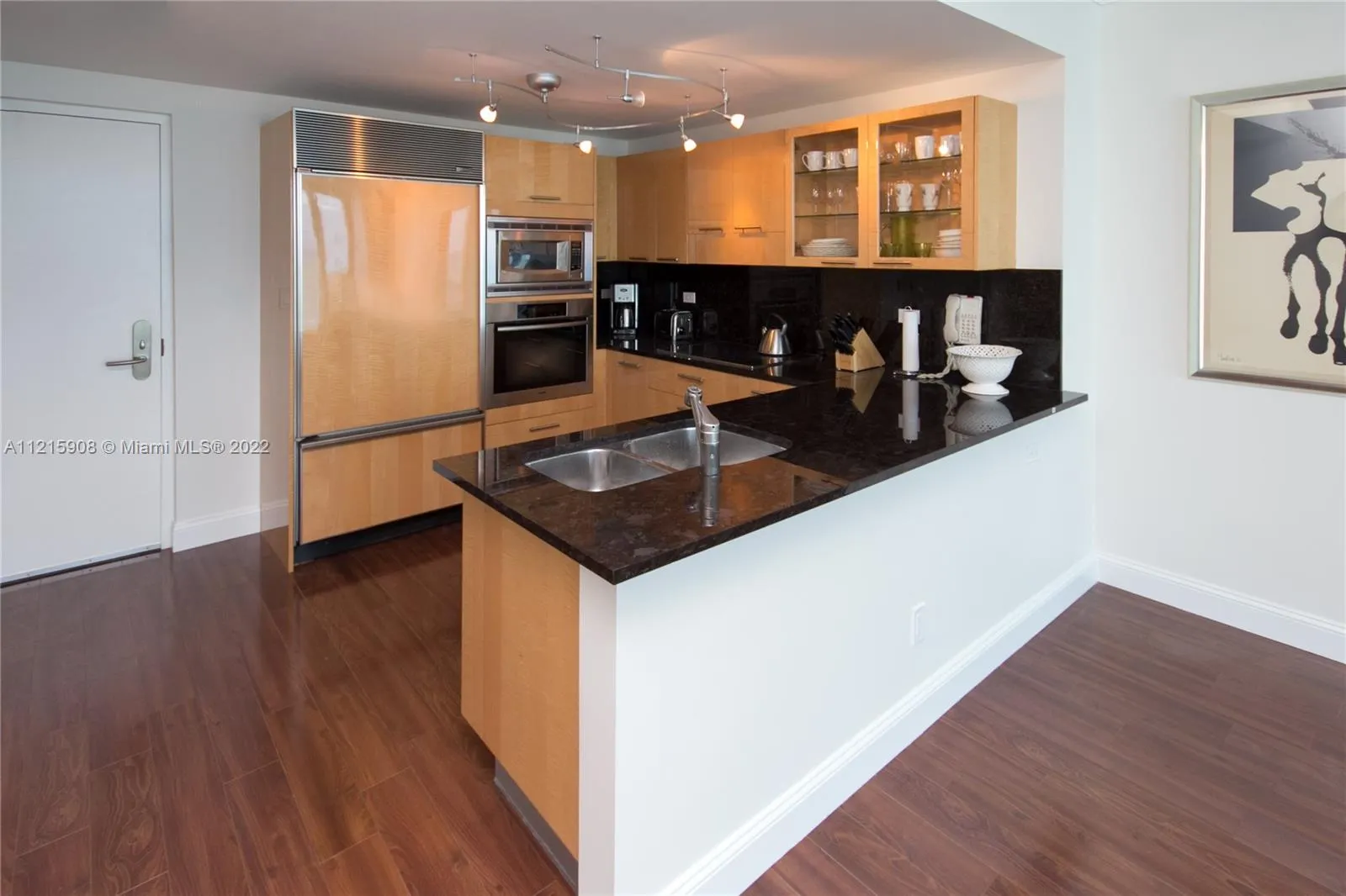 6799 Collins Ave # 1103, Miami Beach FL 33141