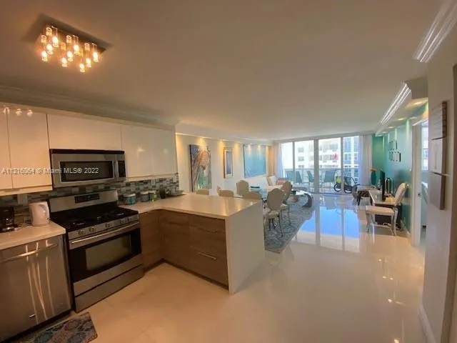 3140 S Ocean Dr # 1602, Hallandale Beach FL 33009