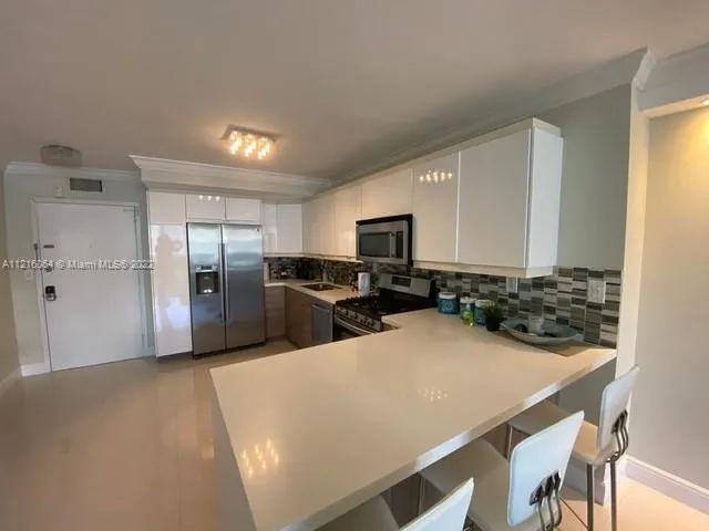 3140 S Ocean Dr # 1602, Hallandale Beach FL 33009