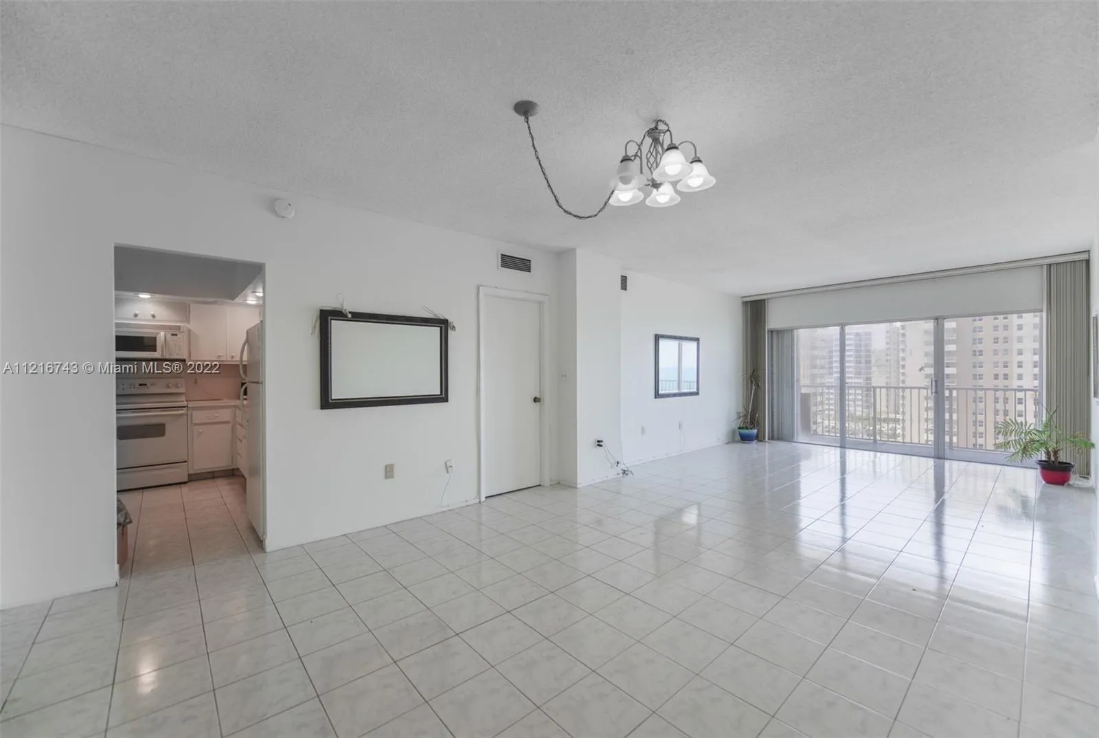 1950 S Ocean Dr # 9B, Hallandale Beach FL 33009