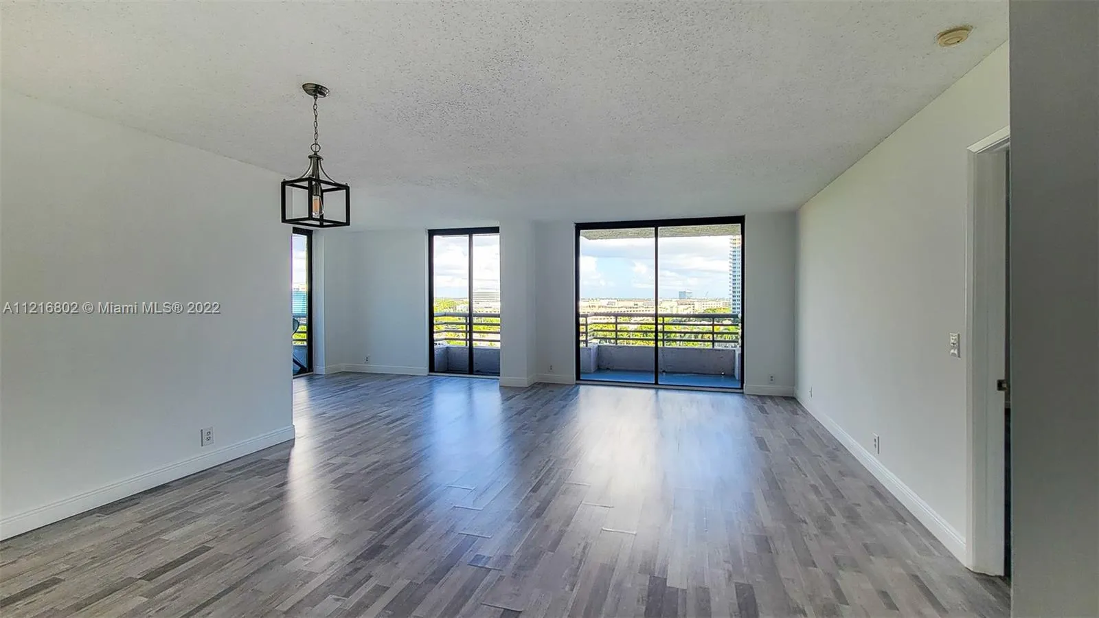 3300 NE 191st St # 1001, Aventura FL 33180