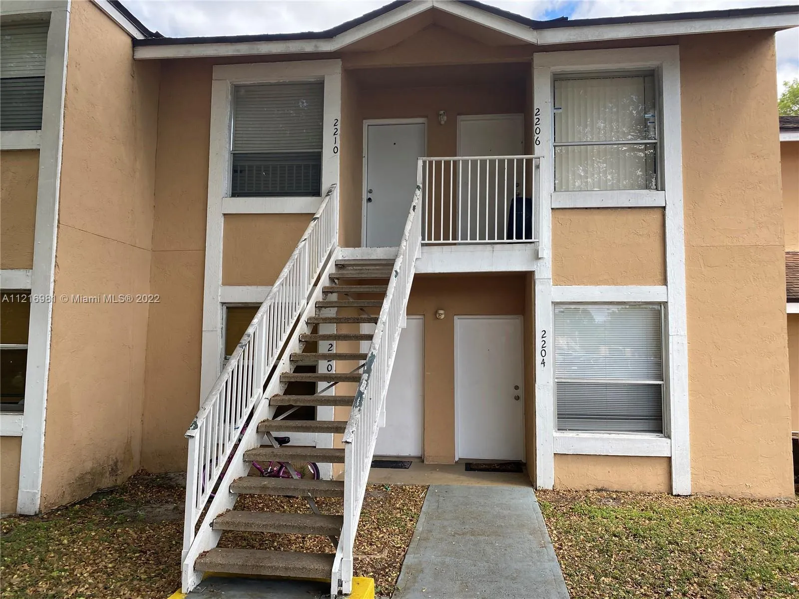 1 bedroom 1 bath for sale at 2206 SW 81st Ave # 2206, Miramar FL 33025