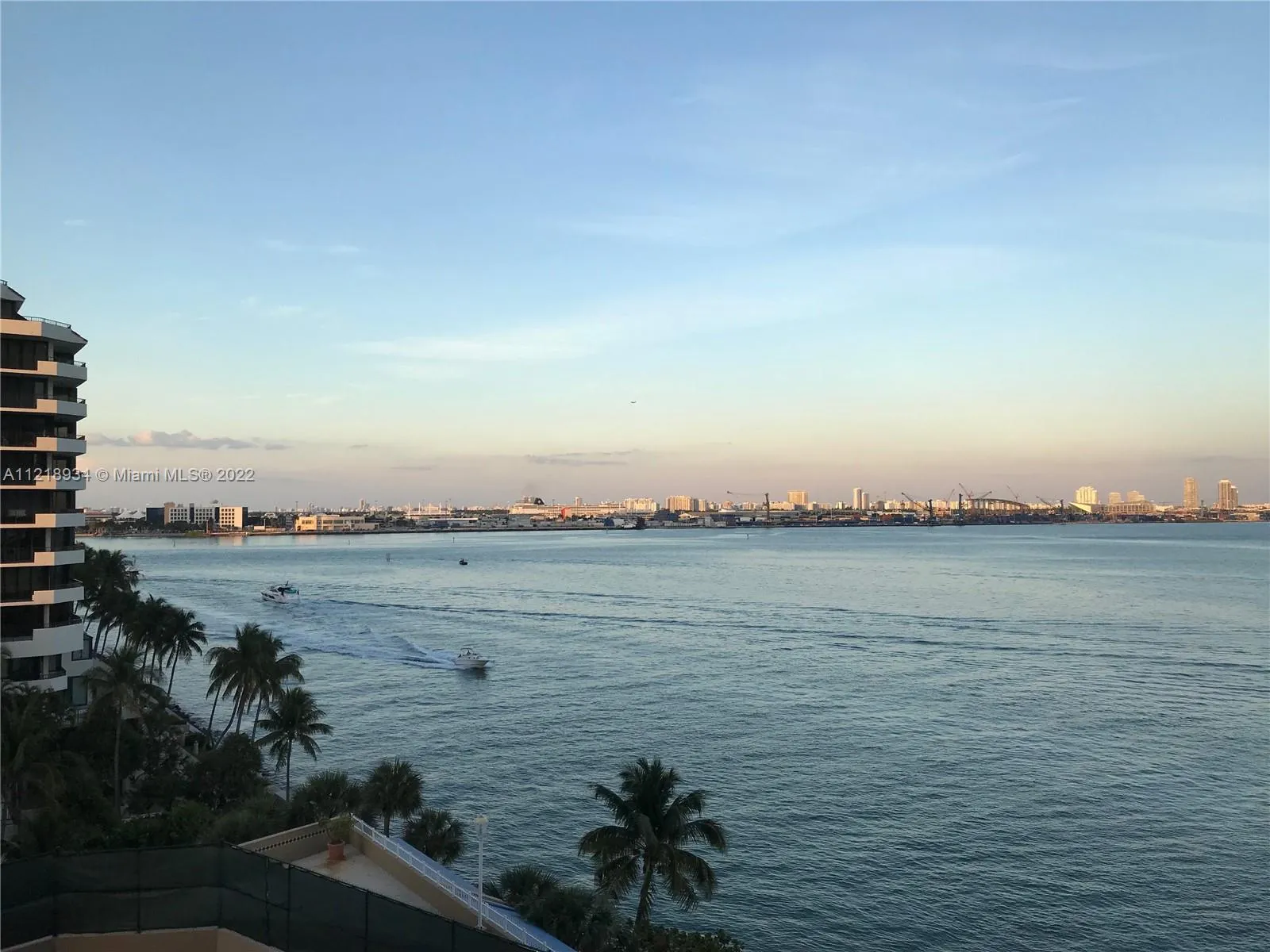 1 bedroom 1 bath for sale at 770 Claughton Island Dr # 1709, Miami FL 33131