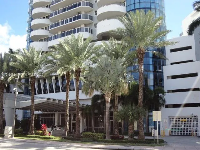 6301 Collins Ave # 2208, Miami Beach FL 33141