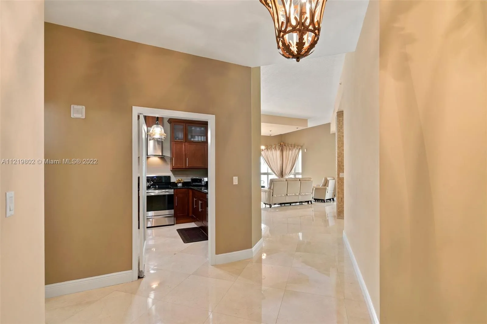 7285 SW 90th St # D719, Miami FL 33156