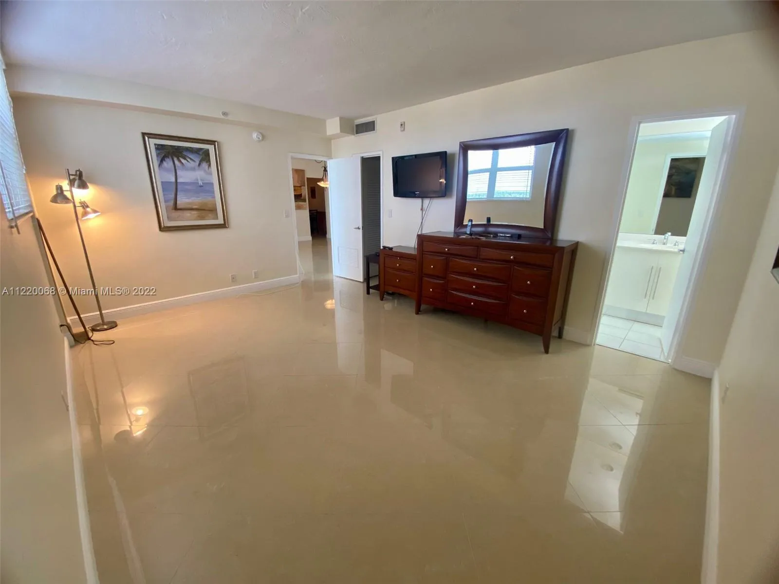 3001 S Ocean Dr # 829, Hollywood FL 33019