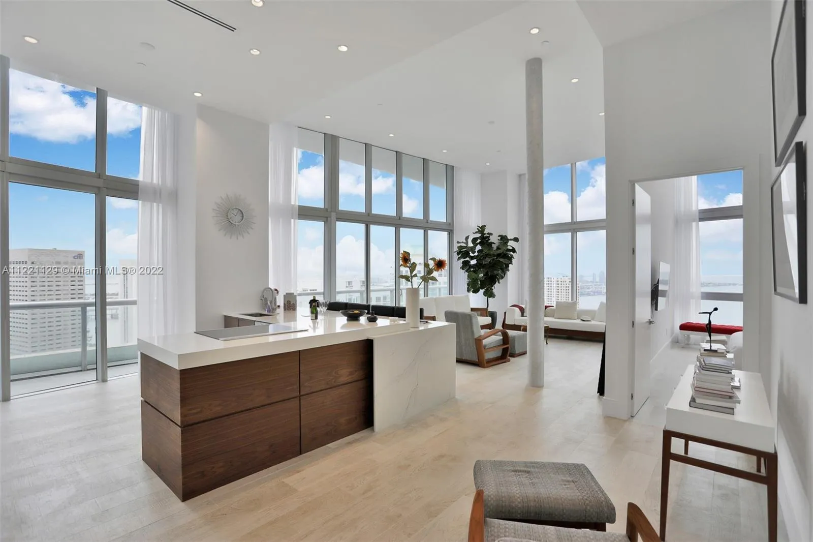 2 bedroom 2 bath for sale at 495 Brickell Ave # 4102, Miami FL 33131