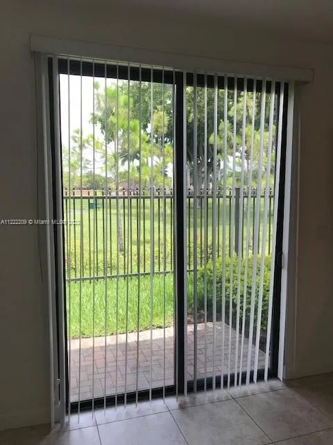 317 NE 194th Ln # 317, Miami FL 33179
