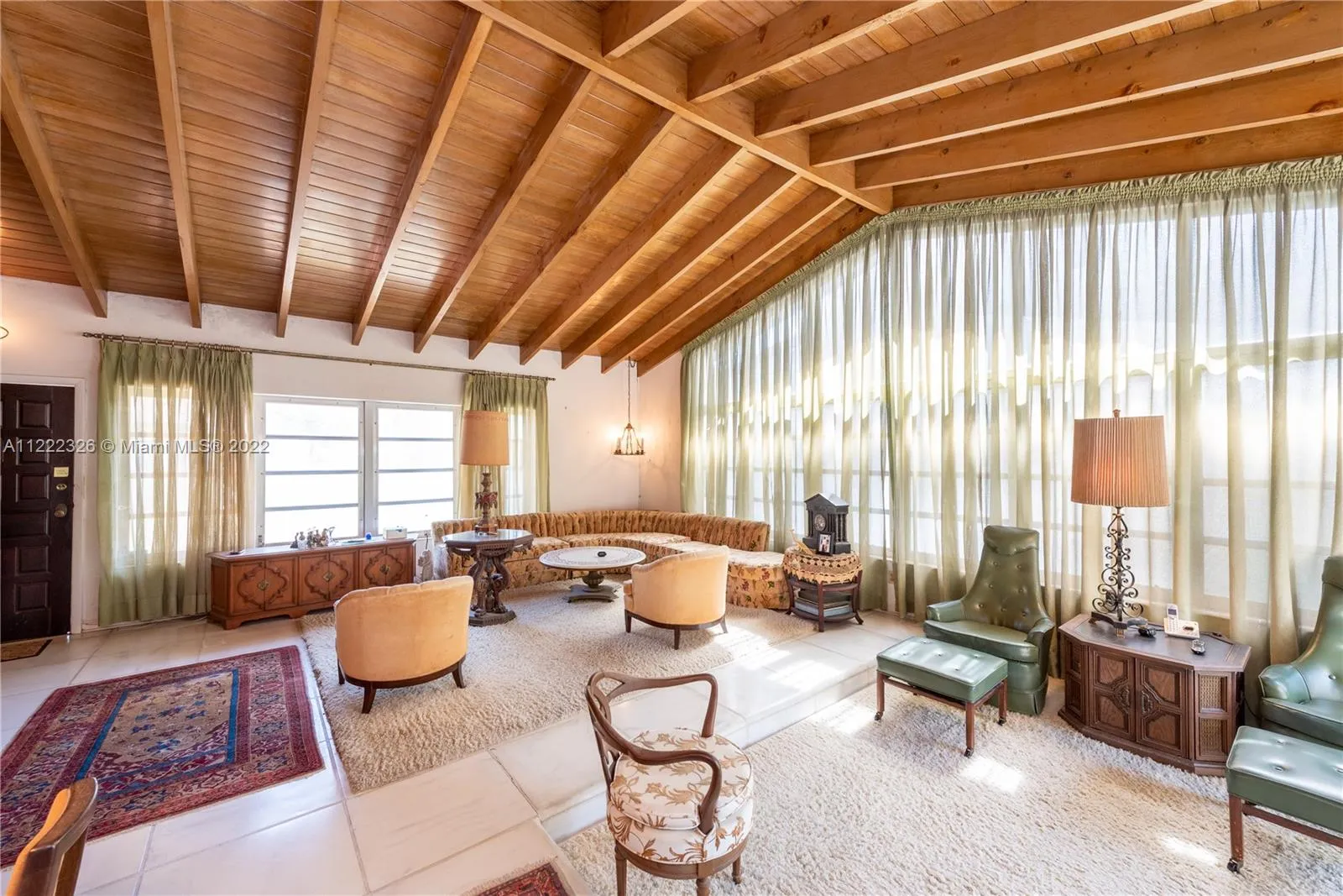 536 W 51st St, Miami Beach FL 33140