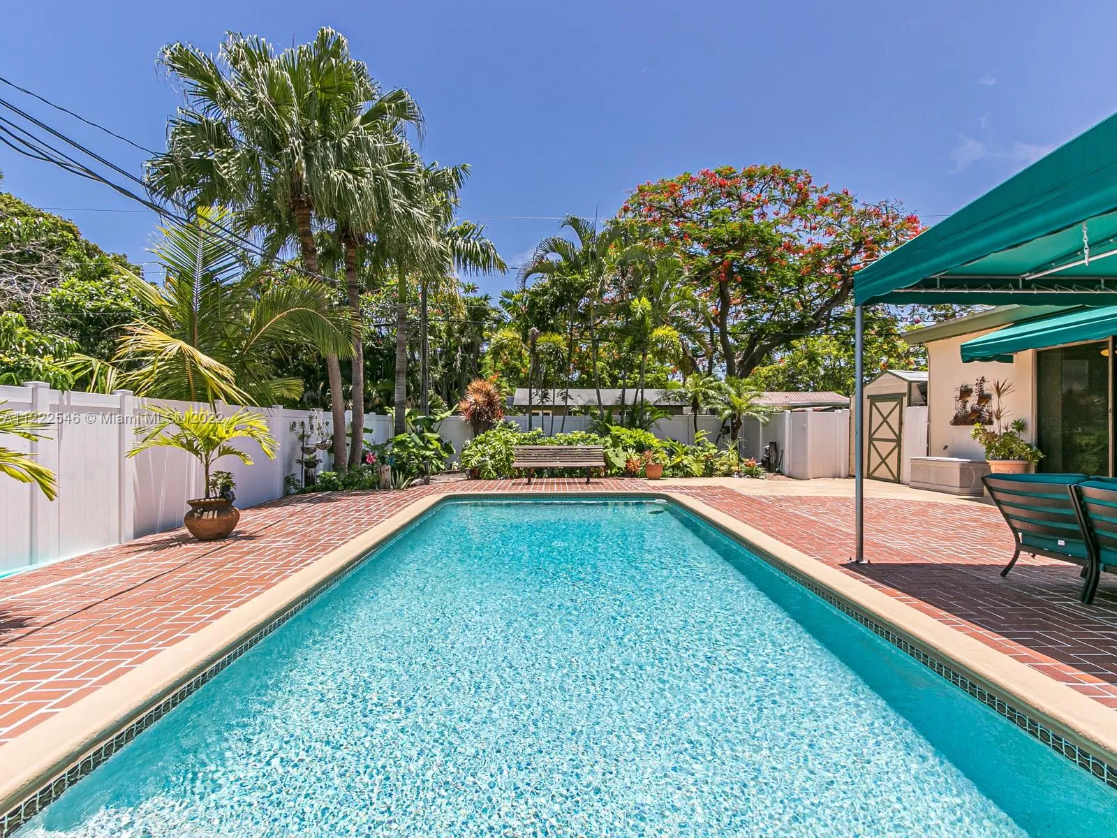 1516 Wiley St, Hollywood FL 33020