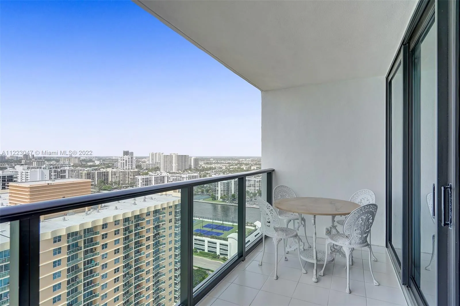 2301 S Ocean Dr # 2508, Hollywood FL 33019