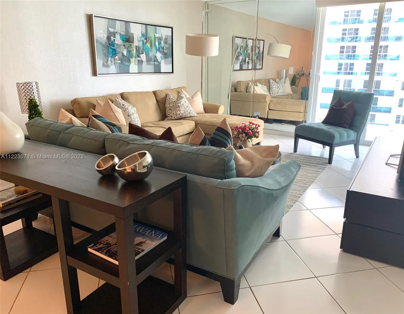 2401 Collins Ave # 1107, Miami Beach FL 33140