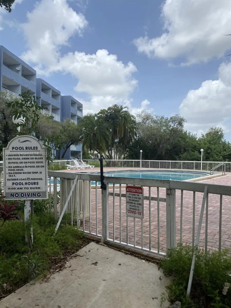 9375 Fontainebleau Blvd # L217, Miami FL 33172
