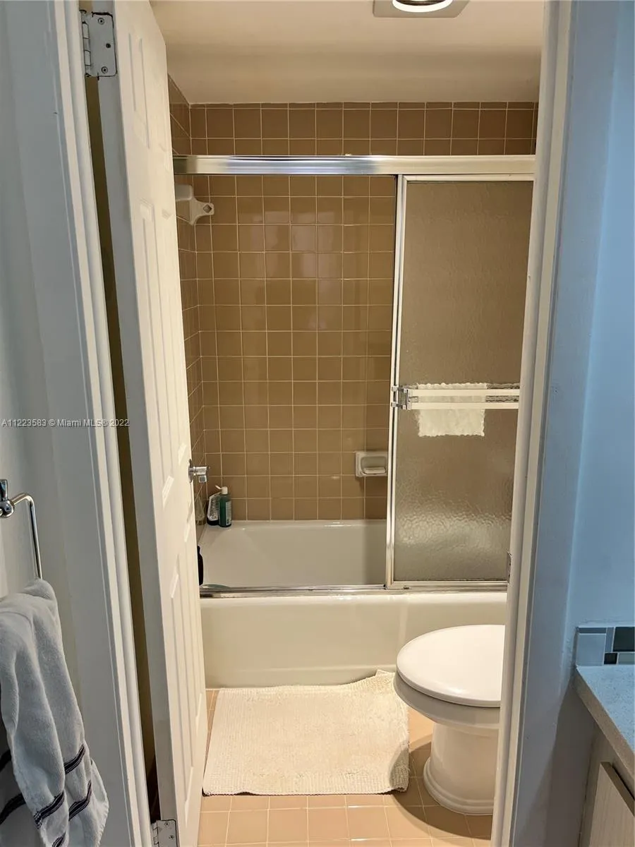 1925 Brickell Ave # 1403, Miami FL 33129