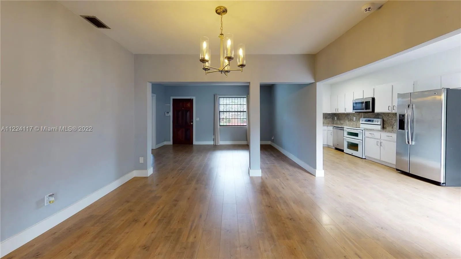 919 Granada Groves Ct, Coral Gables FL 33134