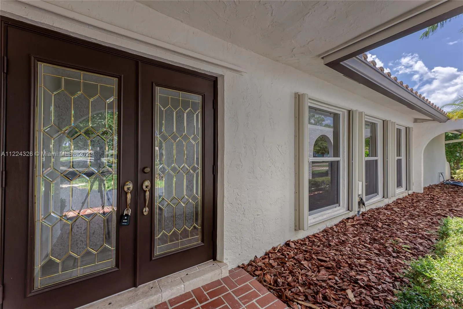 1400 SW 72nd Ave, Plantation FL 33317