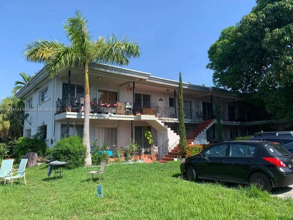 1316 NE 105th St, Miami Shores FL 33138