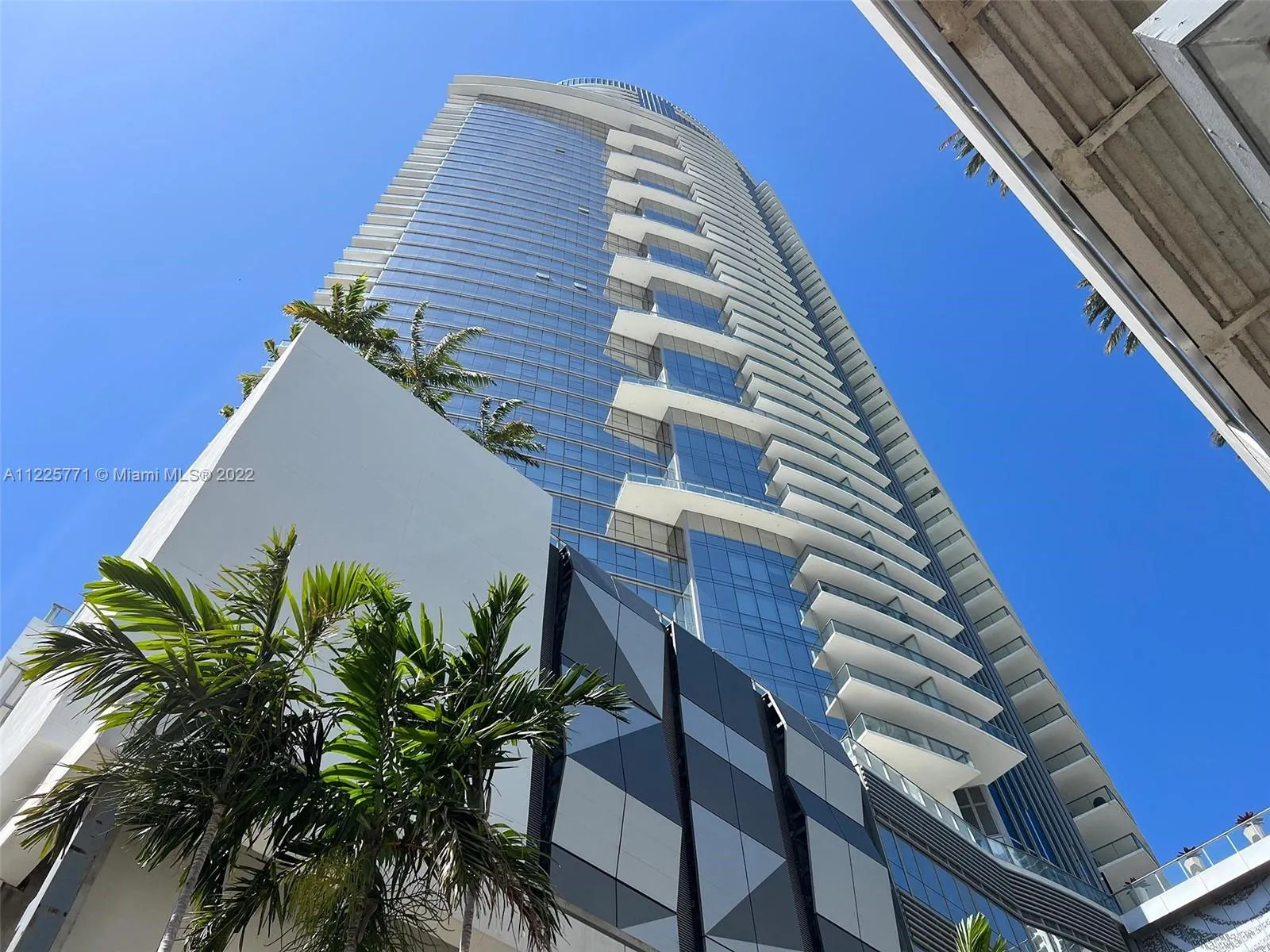 851 NE 1st Ave # 1112, Miami FL 33132