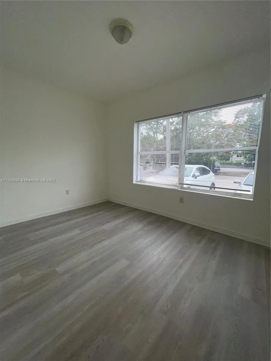 576 NE 63rd St # 2, Miami FL 33138