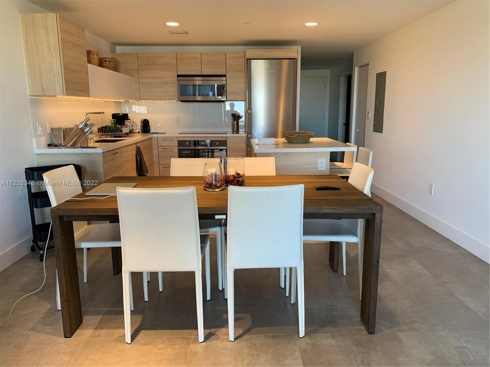 16385 Biscayne Blvd # 1417, North Miami Beach FL 33160
