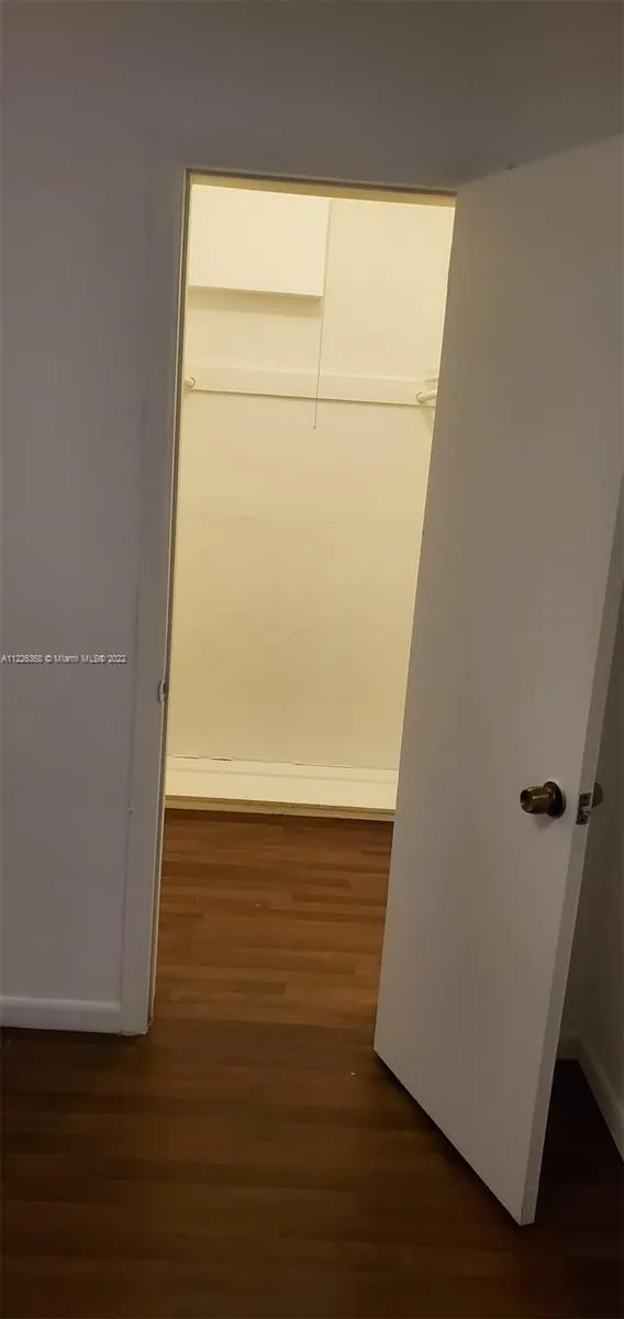 1255 Marseille Dr # 21, Miami Beach FL 33141
