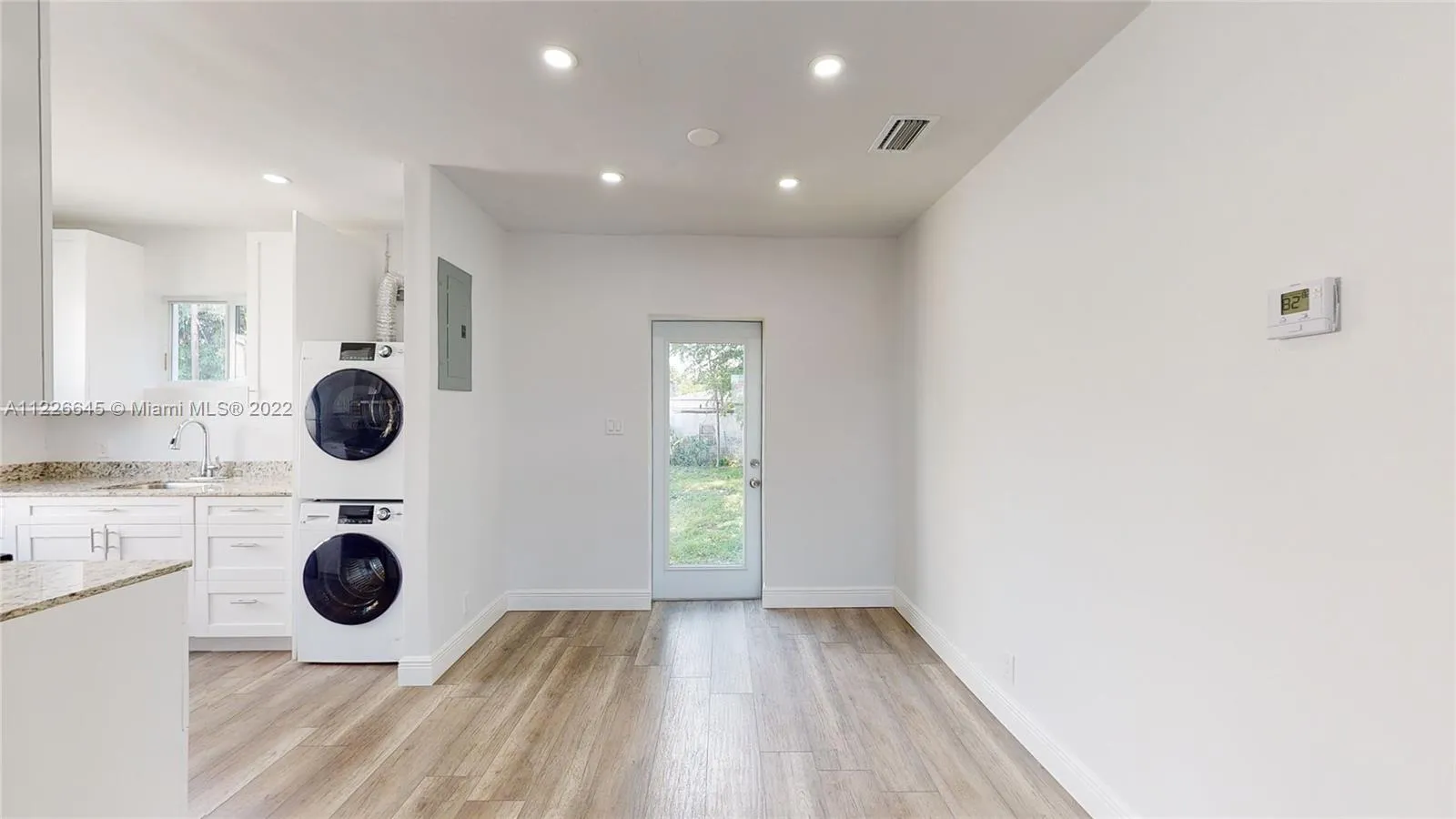 1079 NW 75th St, Miami FL 33150