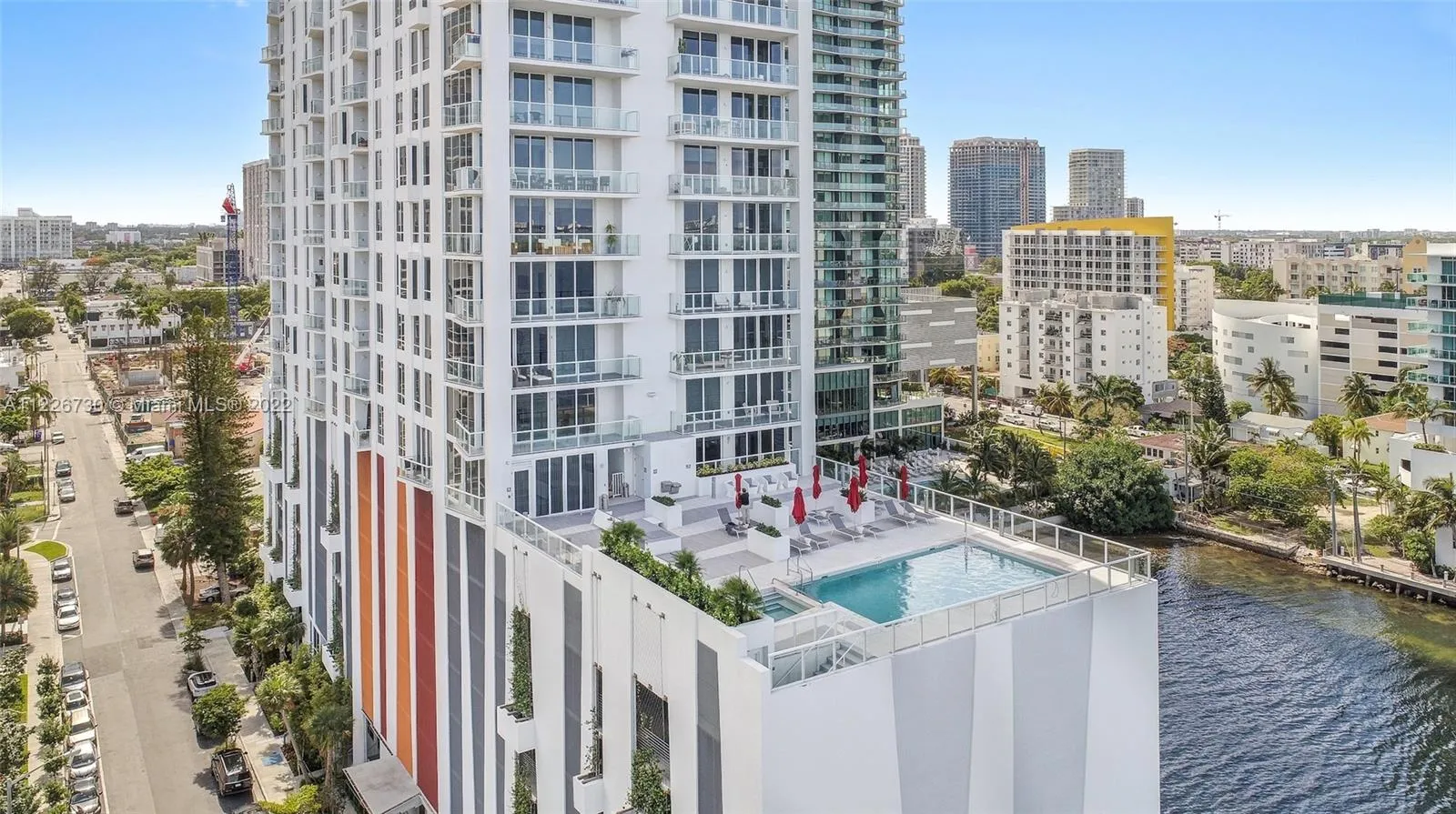 1 bedroom 1 bath for sale at 601 NE 27TH ST # 1805, Miami FL 33137