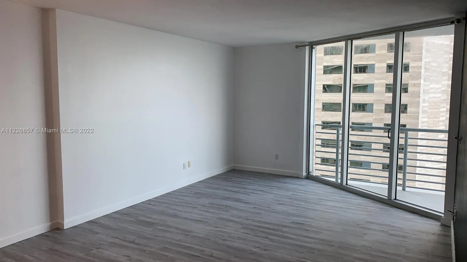 335 S BISCAYNE BLVD # 2010, Miami FL 33131