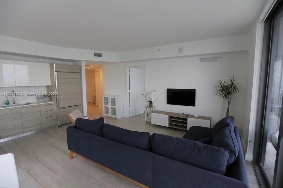 121 NE 34th St # 2609, Miami FL 33137