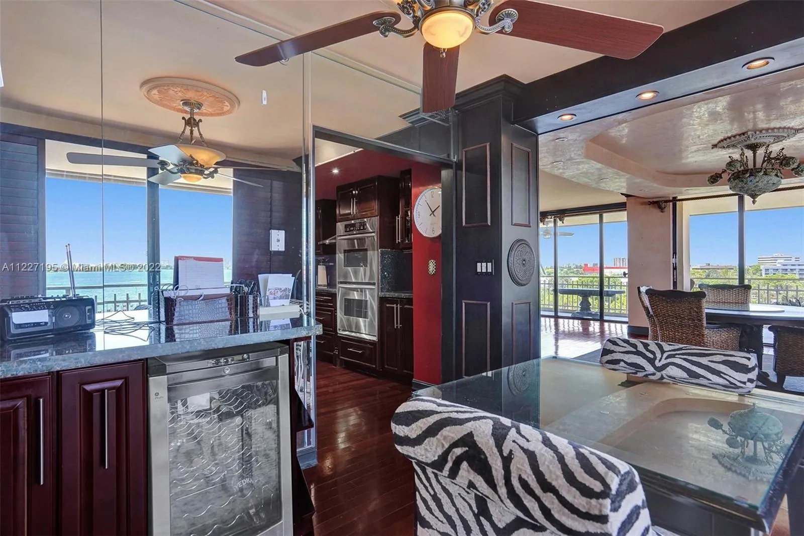 11113 Biscayne Blvd, Miami FL 33181