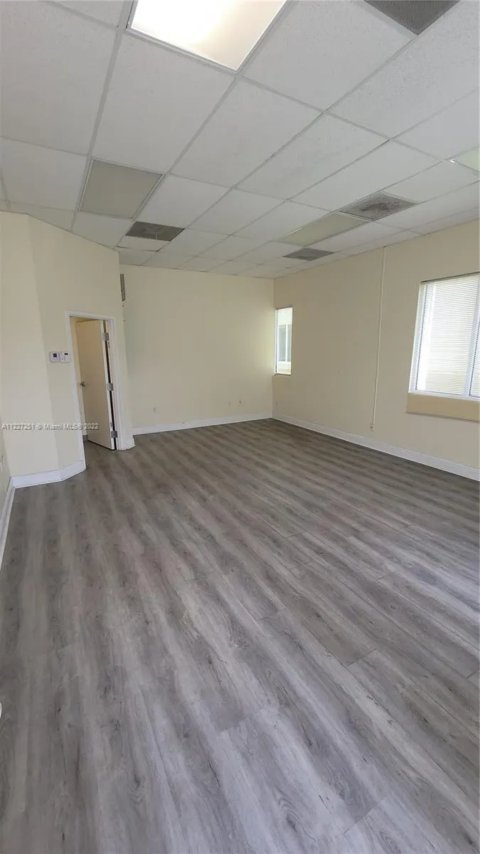 1920 N Commerce Pkwy, Weston FL 33326