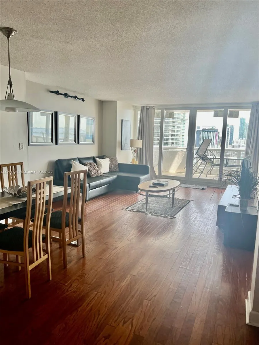 1717 N Bayshore Dr # 2837, Miami FL 33132