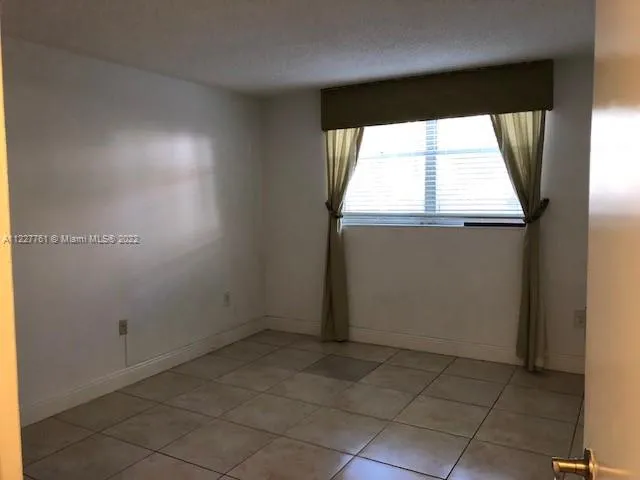 1805 Sans Souci Blvd # 122, North Miami FL 33181