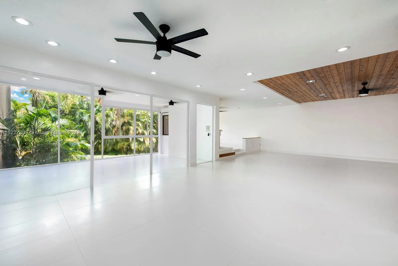 2000 S Bayshore Dr # 58, Miami FL 33133