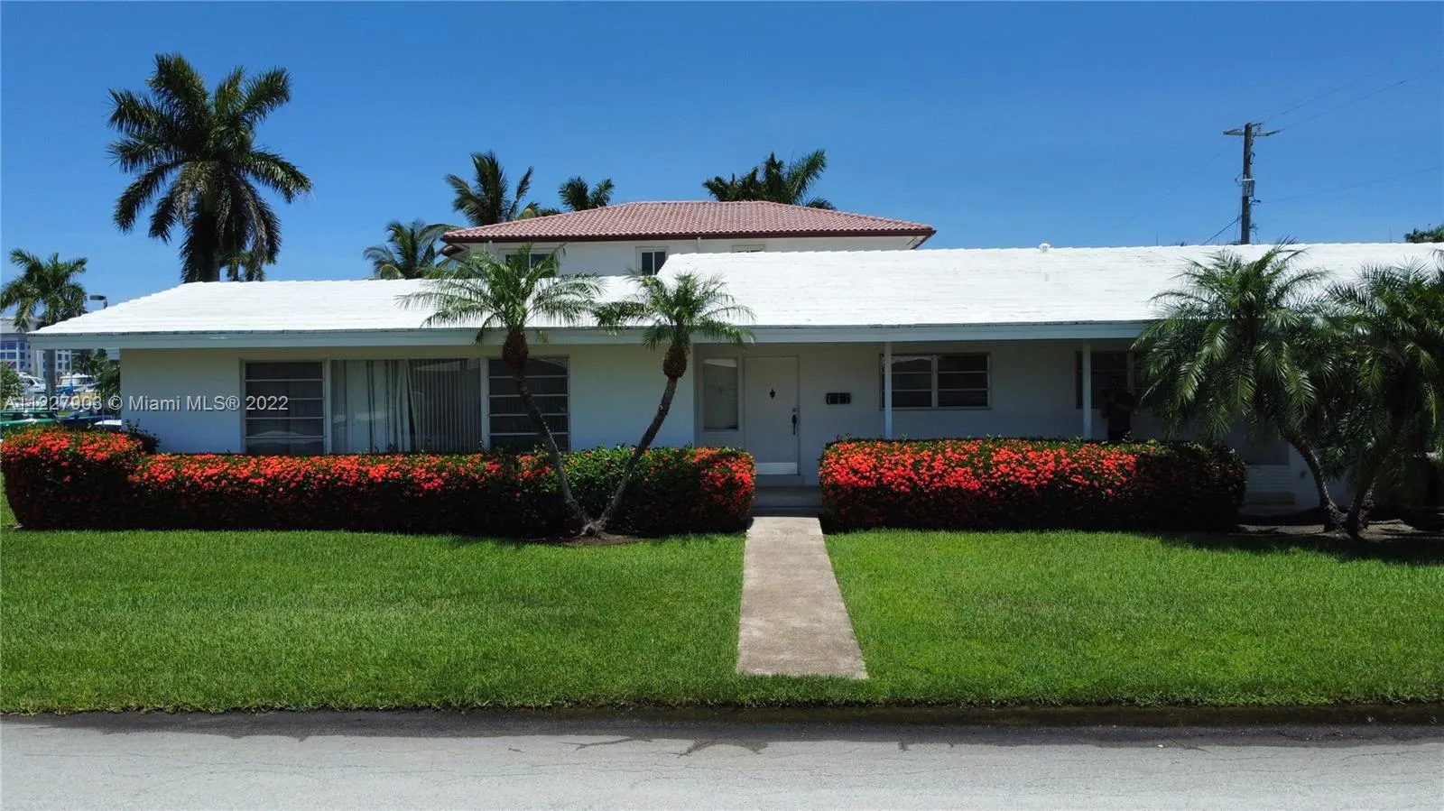 750 Polk St, Hollywood FL 33019