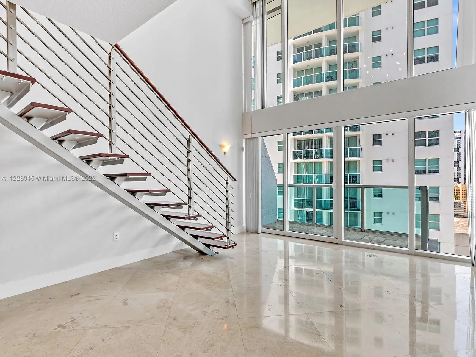 41 SE 5th St # 1215, Miami FL 33131